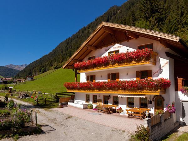 Bed and Breakfast Garni Bergland Racines Exterior foto