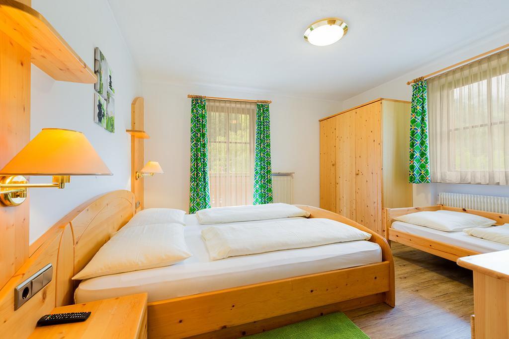 Bed and Breakfast Garni Bergland Racines Exterior foto